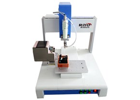 招工難，就招自動(dòng)螺絲機(jī)